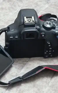 دوربین canon 750d