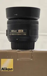 لنز نیکون 35 دیافراگم 1/8