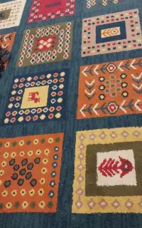 گلیم فرش ۹ متری