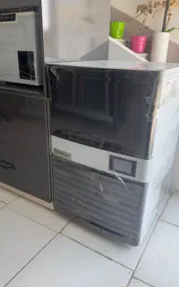 یخساز ۶۰ کیلویی با قیمت پارسال