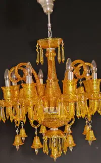لوستر بلوری ۸ شاخه زرد باکارا (کریستال ها وارداتی)
