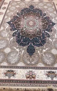فرش ۹متری پاتریس ماشینی ۵۰۰شانه اصلا استفاده نشده