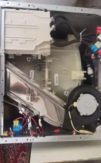 برقکاری و تعمیر آیفون ویخچال و لباسشویی