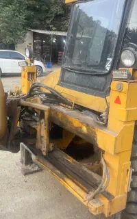 راننده بیل بکهو