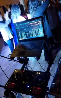 دیجی خانم dj