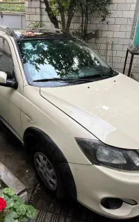 کوییک R