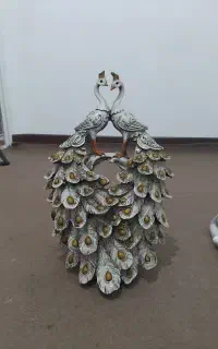 مجسمه طاووس