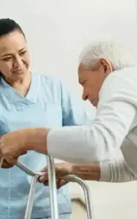 نگهداری سالمند درمنزل