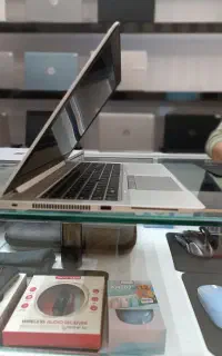 لپ تاپ برای کارهای مهندسی برنامه نویسی ، حسابداری