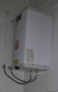 آبگرمکن برقی دیواری