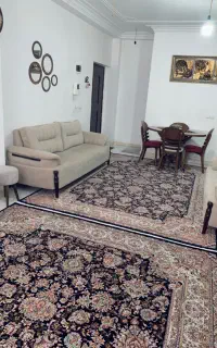 دو عدد فرش ۹ متری در حد نو