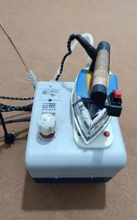 اتو بخار صنعتی ۳لیتری در حد نو