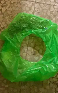 تیوپ بازی در دریا