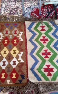 صنایع دستی ،انواع گلیم پشمی واکرولیک