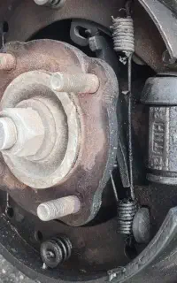 بوستر ترمز.