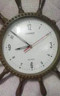 ساعت دیواری