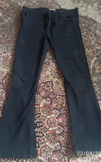 تعدادی لباس به قیمت پایین