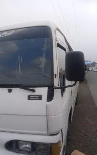 مینی بوس هیوندا مدل ۸۳