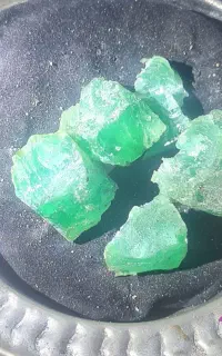 سنگ زمرد پنج شیر