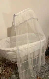 گهواره و تخت نوزادی