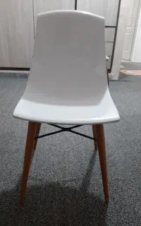 صندلی در حد نو