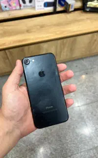 ایفون 7  ۱۲۸