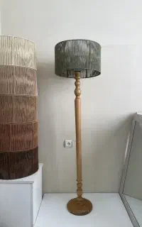 فروش عمده آباژور ایستاده خراطی چوب گردو شید رافیا