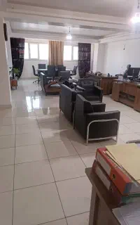 دفترکار 250 متری در خ گلکار