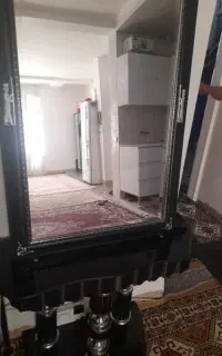 اینه سالم و بی خط و خش