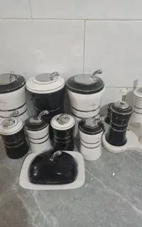 پا سماوری و جای ادویه