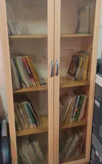 کتابخانه شیشه ای