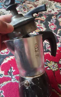 قهوه ساز دستی پمپی