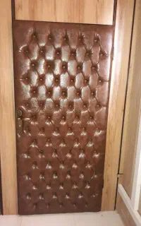 دکمه چرمی