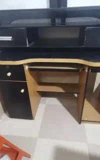 میز کامپیوتری