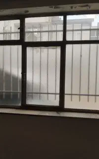 شیشه بری ساختمان