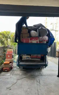 استخدام کارگر ساده برای باربری و تخلیه بار