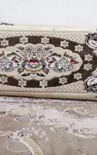 یک جفت پشتی سنتی کارکرده،در حد نو