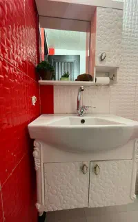 روشویی کابینتی و آینه