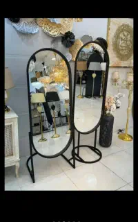 آینه ایستاده