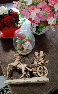 گل و گلدان