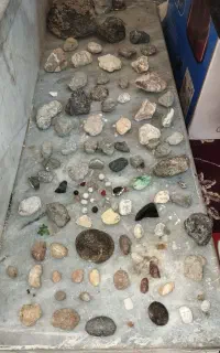 سنگ های  زینتی وتزینی