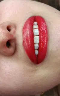 شیدینگ لب (تینت لب)