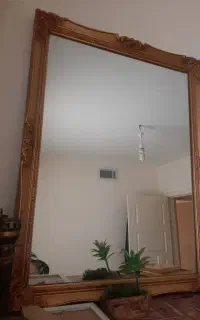 آینه قدیمی