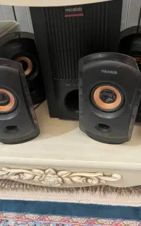 باند و اسپیکر میکرو لب