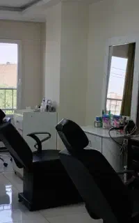 اجاره صندلی در تمام لاین های زیبایی