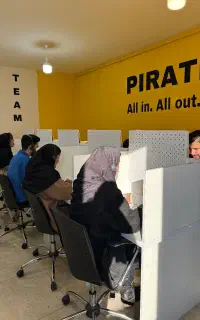 جذب نیروی خدماتی