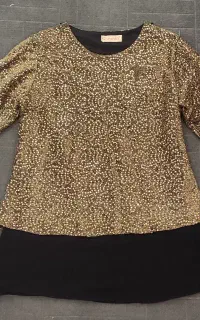 فروش تعدادی لباس درحدنو