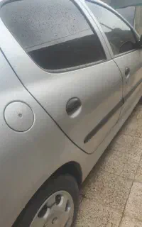 پژو 206عروسک مدل84