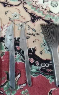 چاقو فرش