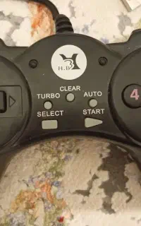 دسته کامپیوتر و پی استیشن